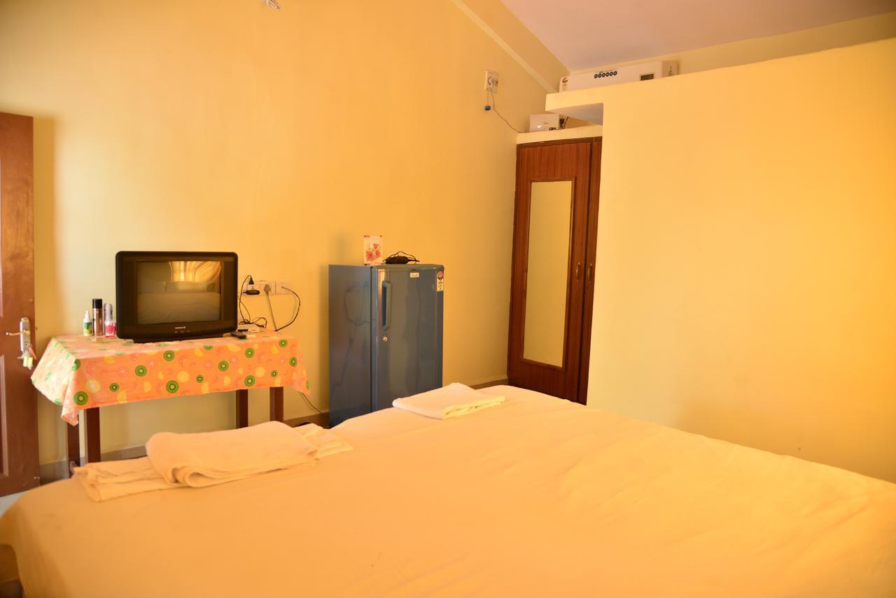 Jack'S Place Hotel Cavelossim Exterior photo